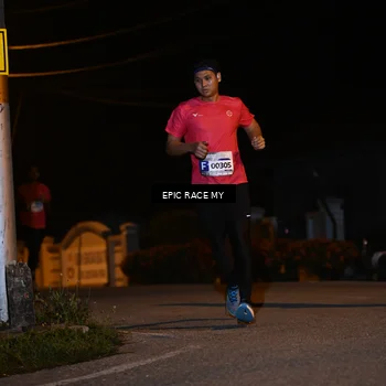 Runner Photo 8413900