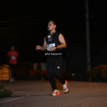 Runner Photo 8413909
