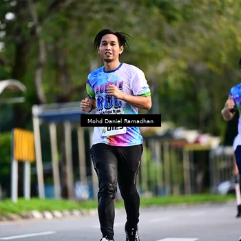 Runner Photo 8413912
