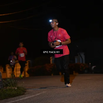 Runner Photo 8413946