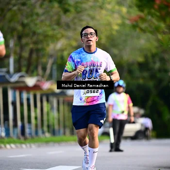 Runner Photo 8413963