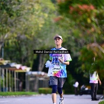 Runner Photo 8414250