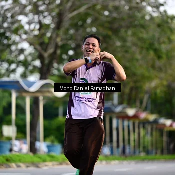 Runner Photo 8414347
