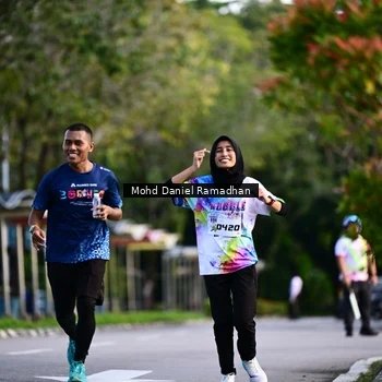 Runner Photo 8414386