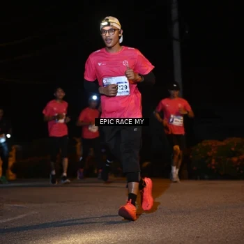 Runner Photo 8414437