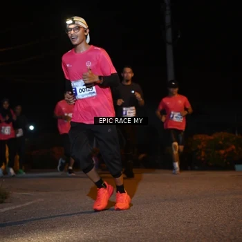 Runner Photo 8414438