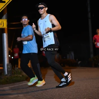 Runner Photo 8414538