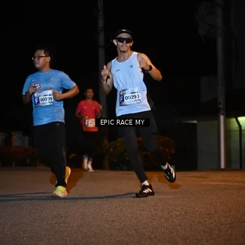 Runner Photo 8414541