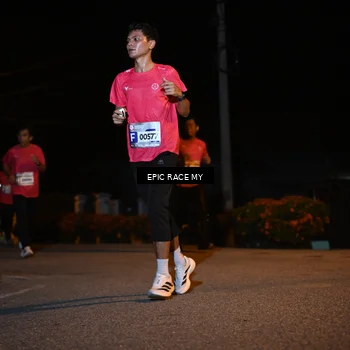 Runner Photo 8414551