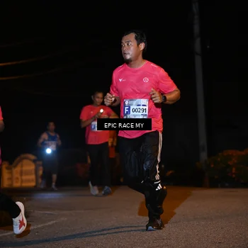 Runner Photo 8414556