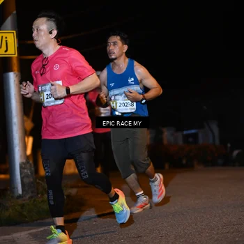 Runner Photo 8414579