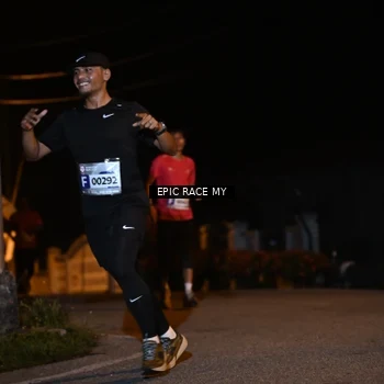 Runner Photo 8414636