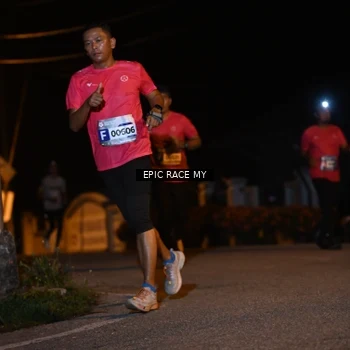 Runner Photo 8414654