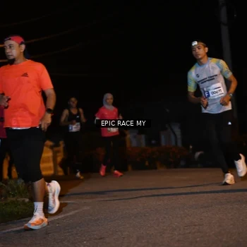 Runner Photo 8414669