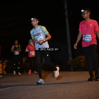 Runner Photo 8414676