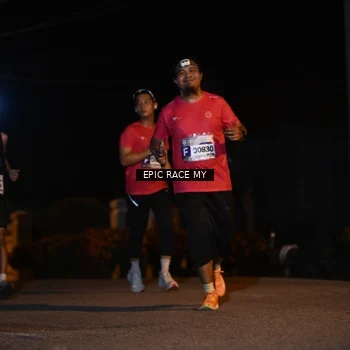 Runner Photo 8414694