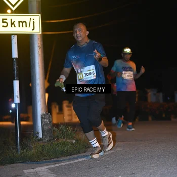Runner Photo 8414743