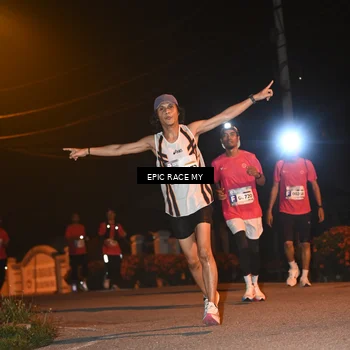 Runner Photo 8414873