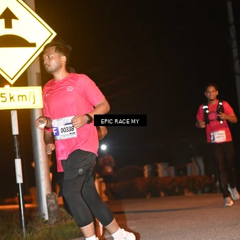 Runner Photo 8414917