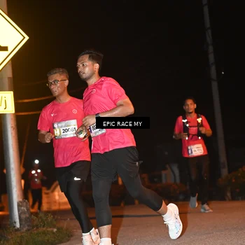 Runner Photo 8414918