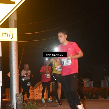 Runner Photo 8414935