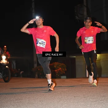 Runner Photo 8415001