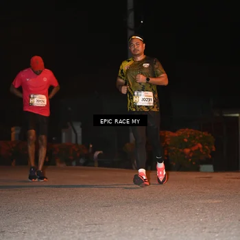 Runner Photo 8415007