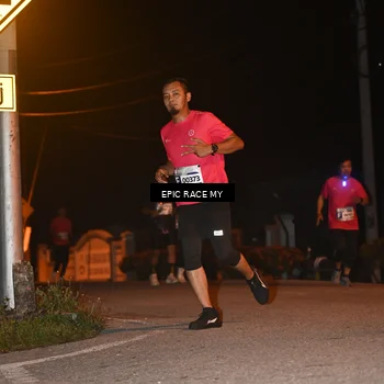 Runner Photo 8415027