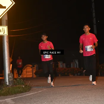 Runner Photo 8415040