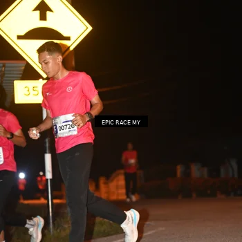 Runner Photo 8415049