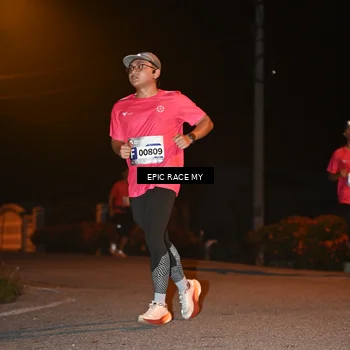 Runner Photo 8415056