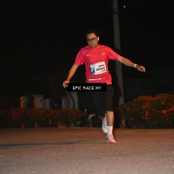 Runner Photo 8415079