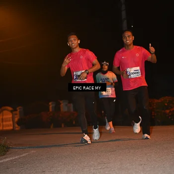 Runner Photo 8415082