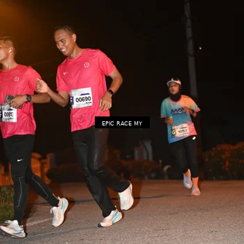 Runner Photo 8415086