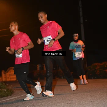 Runner Photo 8415087