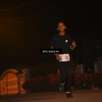 Runner Photo 8415114