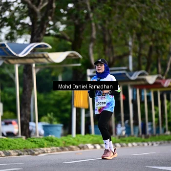 Runner Photo 8415148