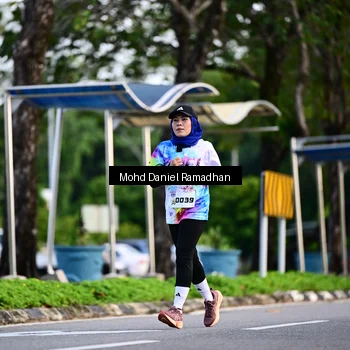 Runner Photo 8415150