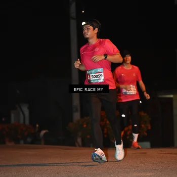 Runner Photo 8415202