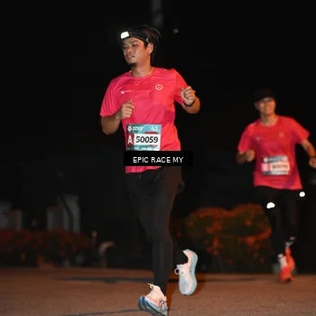 Runner Photo 8415204