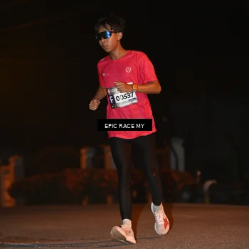 Runner Photo 8415275
