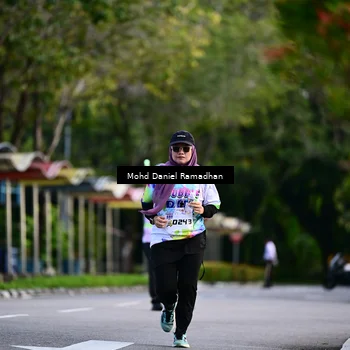 Runner Photo 8415332
