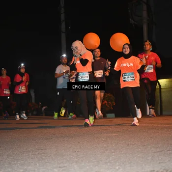 Runner Photo 8415348