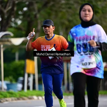 Runner Photo 8415368