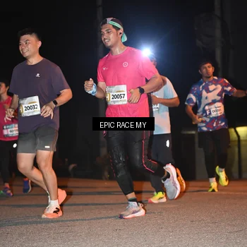 Runner Photo 8415377