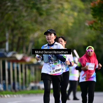Runner Photo 8415382