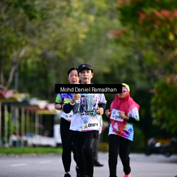 Runner Photo 8415383