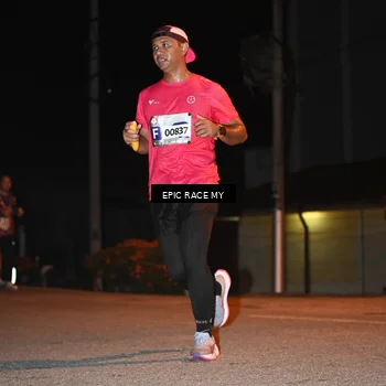 Runner Photo 8415437