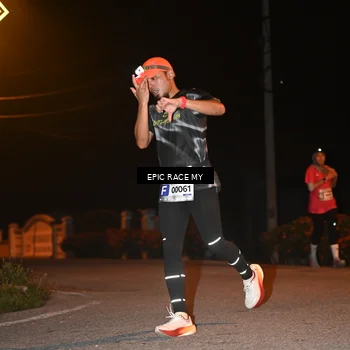 Runner Photo 8415445