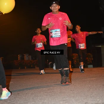 Runner Photo 8415468